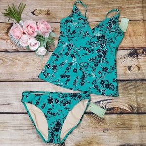 Garnet Hill Tankini 2 PC Swimsuit Floral Green